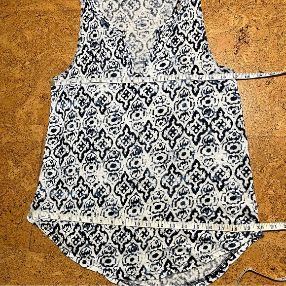 Athleta Newport Easy Medallion 100% Linen Racerback Tank Top Sz S - Picture 9 of 10